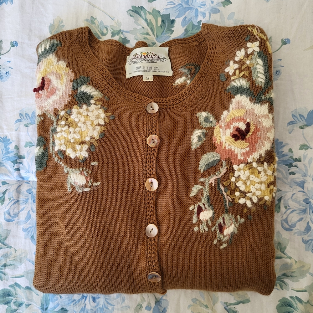 Vintage Floral Embroidered Cardigan